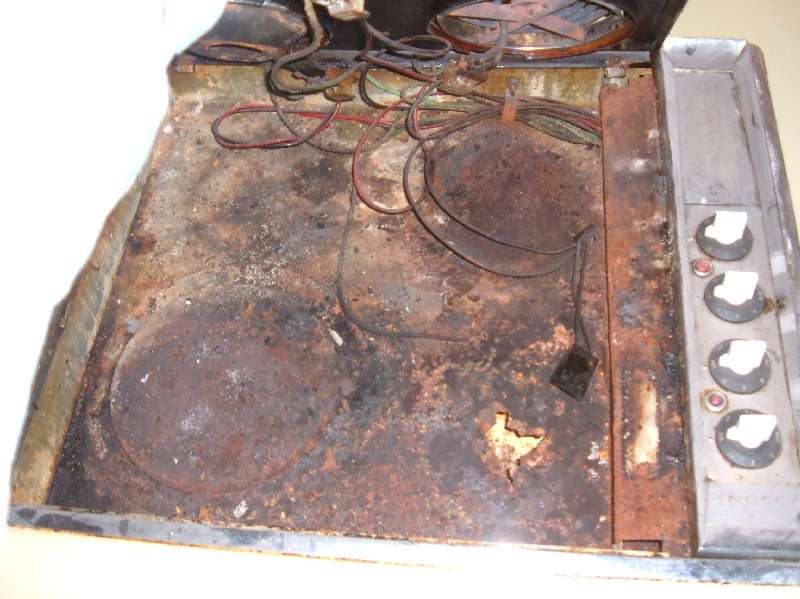 Original Kitchen Cooktop.